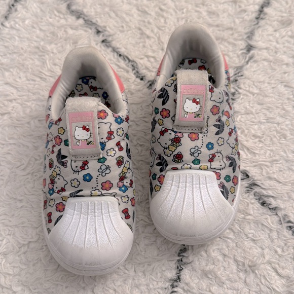 Adidas x Hello Kitty - Superstar 360 - size 9.5k toddler - Picture 1 of 9
